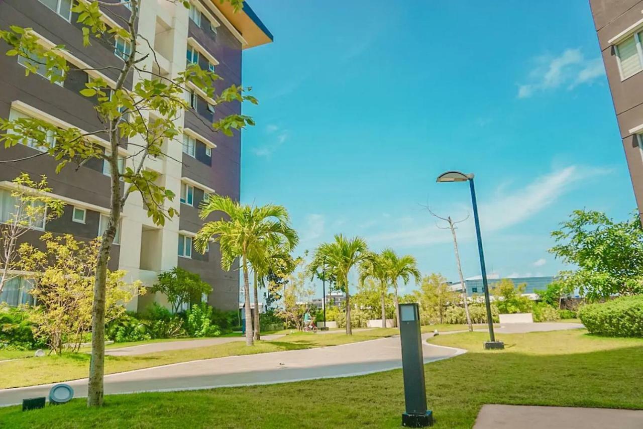 Avida Atria Tower 1 Studio Type Condominium Iloilo City Exterior photo